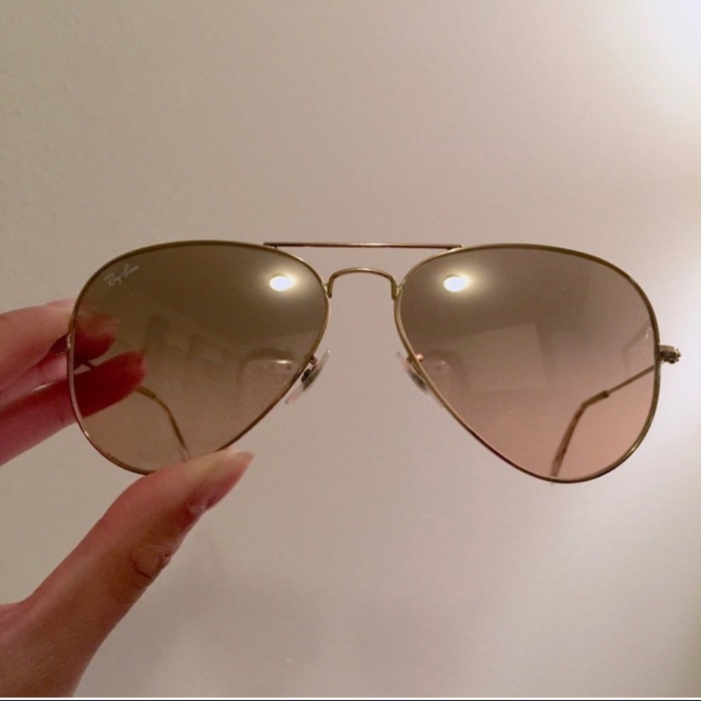 Ray-Ban gold aviators - Picture 4 of 5